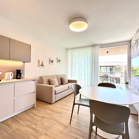 Sun Village-nuovissimo In Con Piscina -lido Di Piazza Aurora Appartement Lido di Jesolo